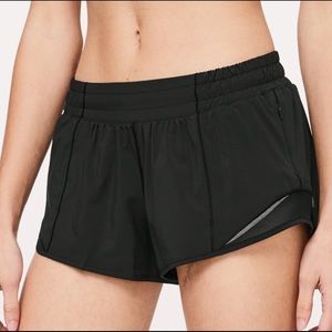 LULULEMON HOTTY TOT SHORT